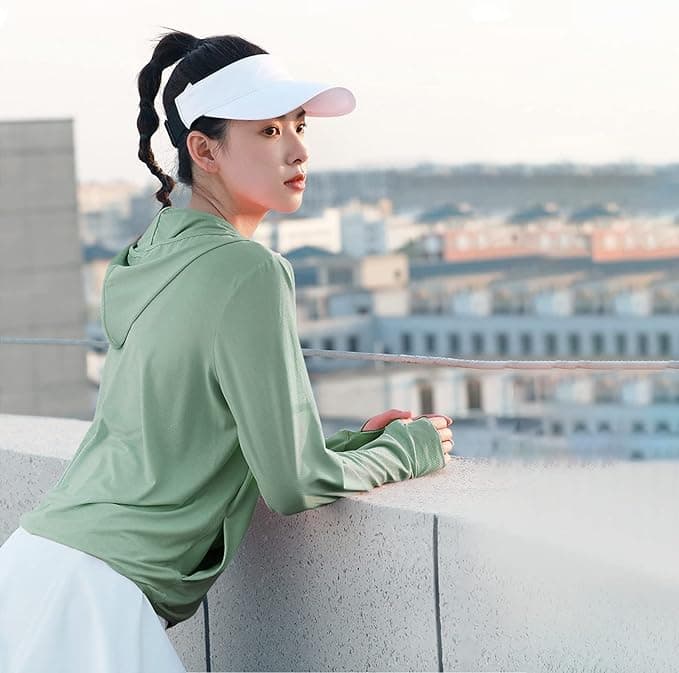Hoodie Ringan Anti-UV untuk Aktivitas Outdoor